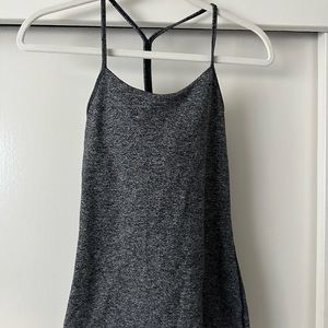 Lululemon tank with built in bra 🍋